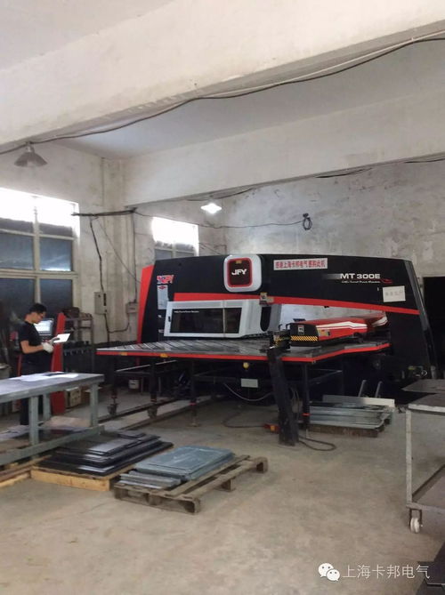 無利潤，何談服務？——一位鈑金廠老板的憤怒與自助餐廳的啟示